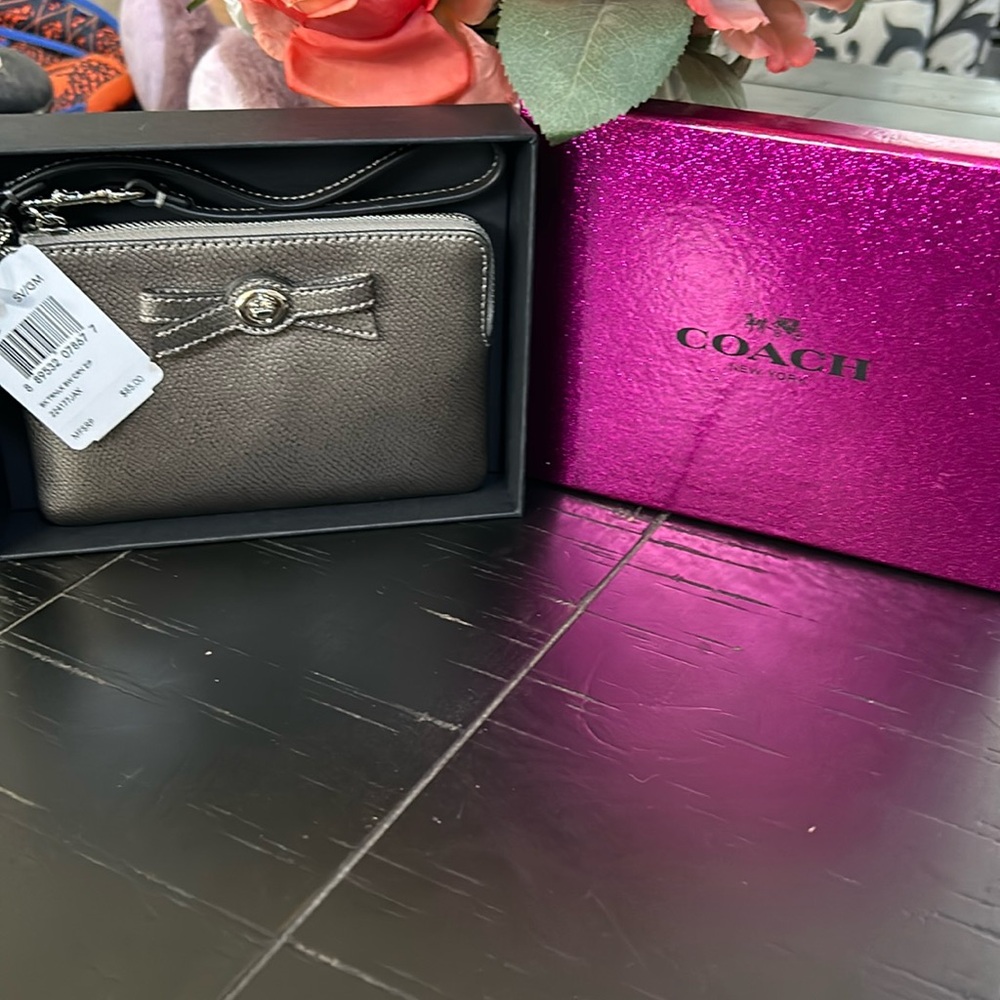 Coach gunmetal corner zip wristlet NWT